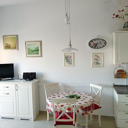 Annamaria Apartment พูลา ภายนอก รูปภาพ